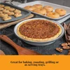 Pie and baked rolls in the bakeware set